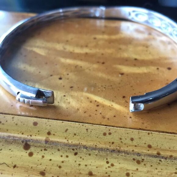 Natural Red Garnet Sterling Silver Bangle Bracelet - Picture 5 of 7